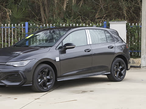 2026�� 300TSI R-Line