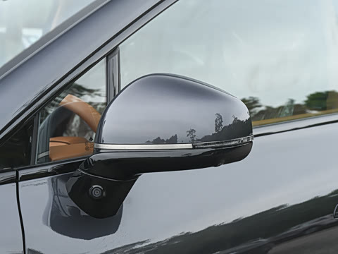 2025�� 825 Pro��