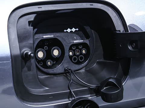2025�� 210KM ����Ǭ��Ultra+��