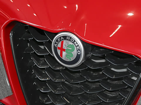 2026�� 2.0T 280HP VELOCE ������