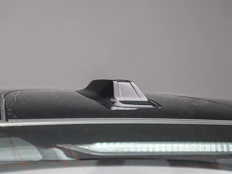 2025�� eDrive 40L M�˶���װ