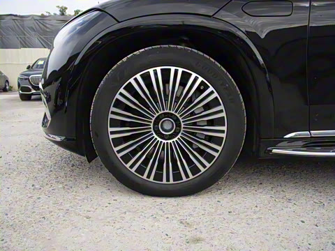 2025�� EQS 680 ���ݰ�