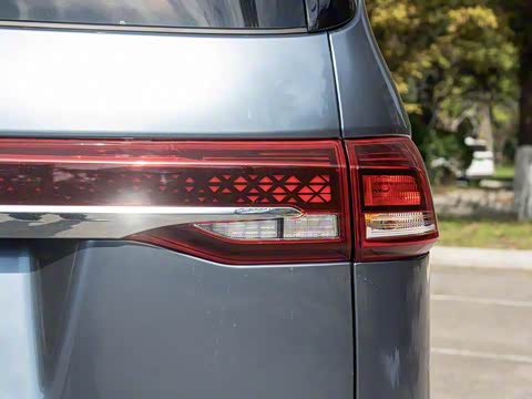 2026�� ���̰� 230�콢�� 7��