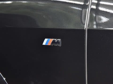 2025�� xDrive 40Li M�˶���ҹ��װ