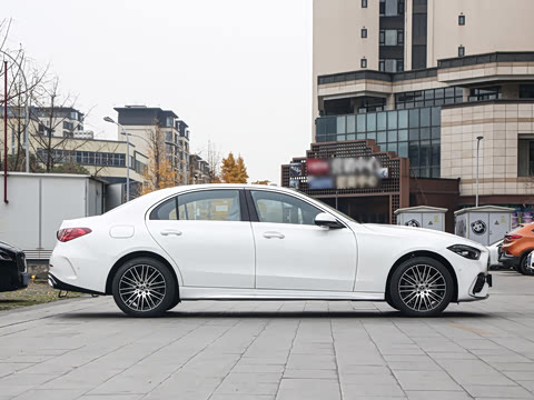 2026�� C 260 L �˶��ر��