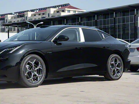 2025�� 120����Ultra