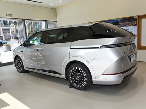 2026�� ���� 710���� Ultra