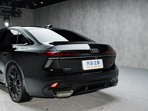 2026�� 2.0T quattro ������	