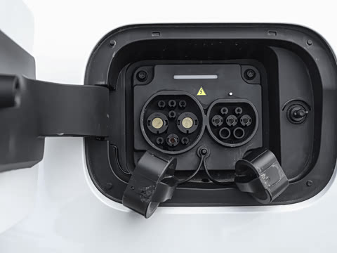 2026�� 1.5T 210KM������