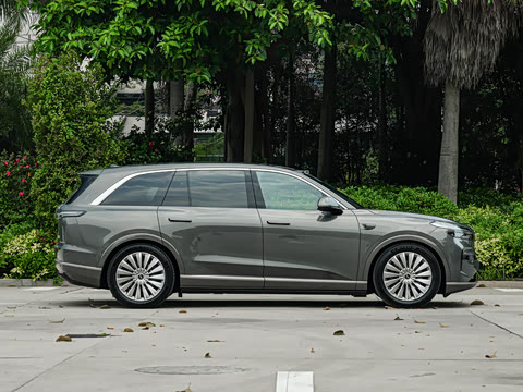 2026�� Ultra+ ������