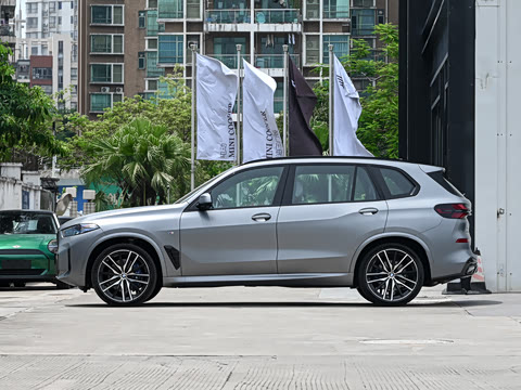 2026�� �Ŀ� xDrive 40Li ������M�˶���ҹ��װ