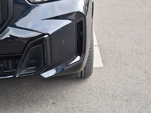 2026�� �Ŀ� xDrive 40Li ������M�˶���ҹ��װ