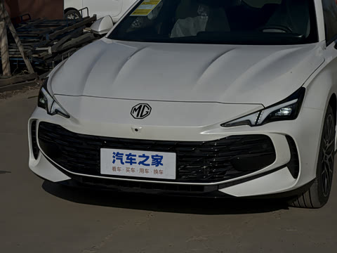 2026�� 2.0T 405 AT������