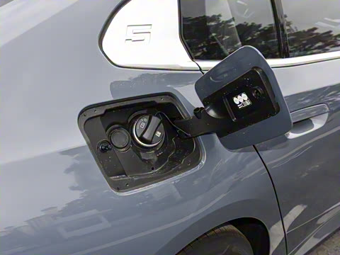 2026�� 525Li M�˶���װ