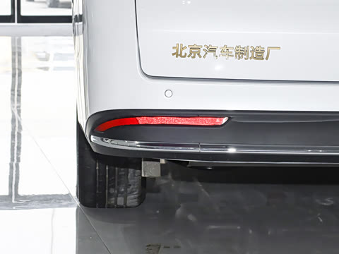 2026�� ���̰� 230����� 7��