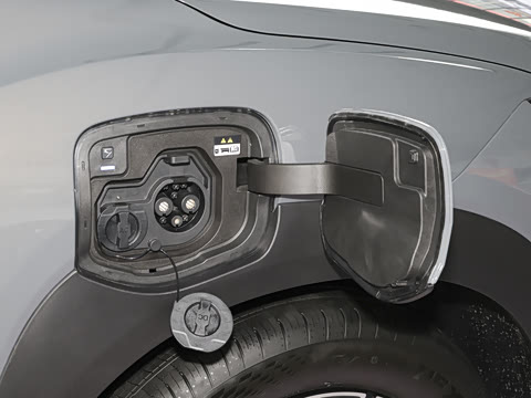 2025�� ����SMART�� 64.2kWh