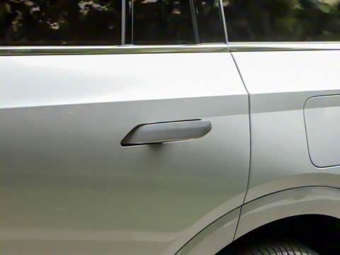 2025�� Ǭ�� UItra 6��