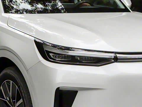 2025�� Ǭ�� UItra 6��