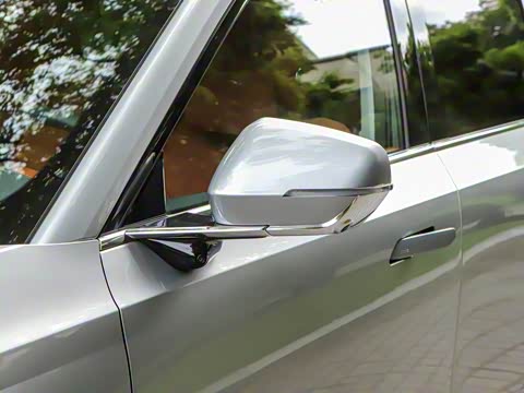 2025�� Ǭ�� UItra 6��