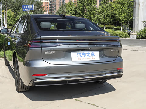 2025�� EM-i 70km ������