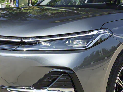 2025�� EM-i 70km ������