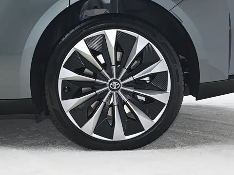 2026�� 710 Ultra�����״��