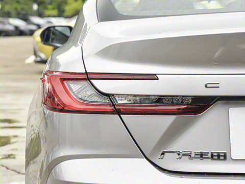 2026�� ˫�� 2.0HE ��Ӣ��