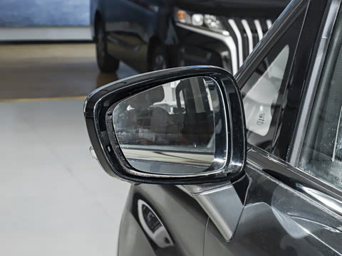 2026�� ���̰� 230����� 7��