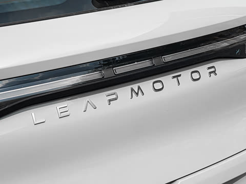 2027�� 610������