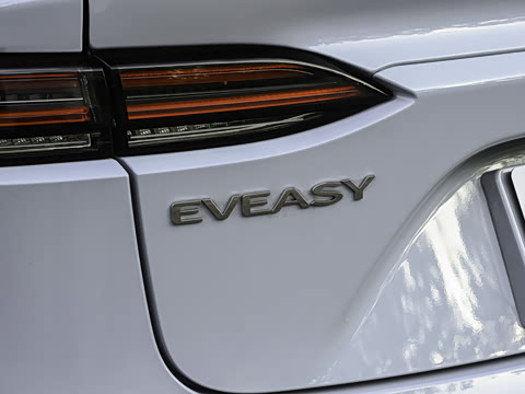 2026�� 705km MAX����������