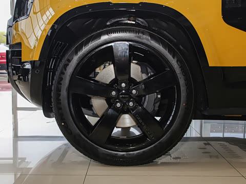 2026�� 90 3.0T P400 X-Dynamic HSE