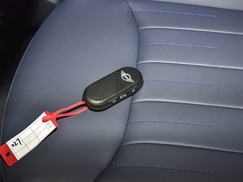 2025�� PAUL SMITH ���ʦ��