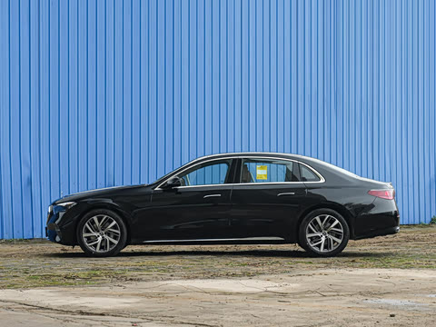 2026�� �Ŀ� E 300 L ʱ����