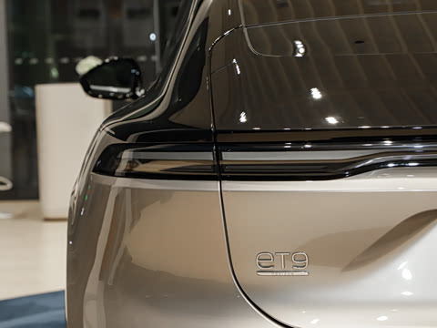 2025�� 102kWh ��ƽ���ر��