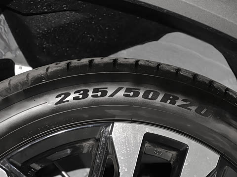 2026�� 2.0L ���ܵ��˫�� PRO+