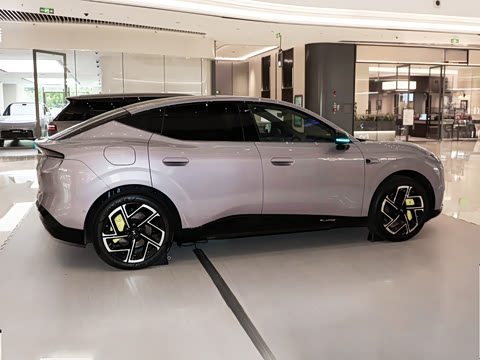 2026�� ���� 525 Max