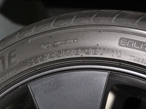 2025�� �Ŀ� ����������