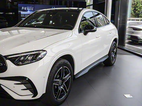 2025�� �Ŀ� GLC 260 4MATIC ����SUV