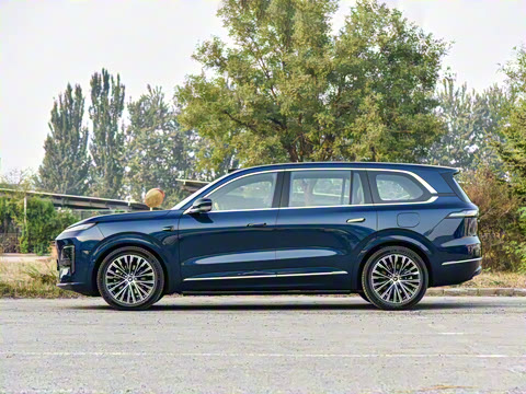 2025�� ����Ultra+