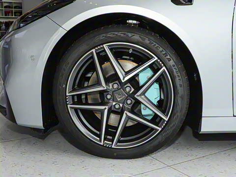 2025�� 630 Max��