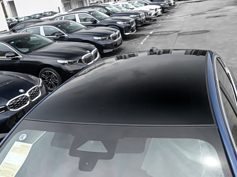2026�� �Ŀ� 530Li ������ M�˶���װ
