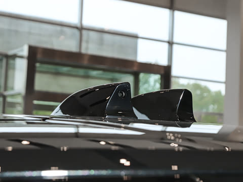 2026�� 3.0 L6 400PS AB�����