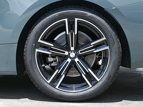 2026�� 425i M�˶���װ