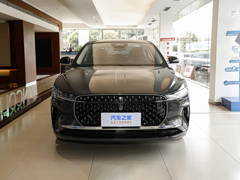 2025�� 2.0T ���а�