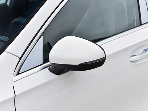 2025�� �Ŀ� A 200 L ʱ����