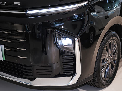 2025�� �Ŀ� �콢��