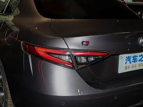 2025�� 2.0T 280HP VELOCE ������