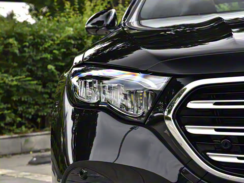 2026�� E 300 L ������