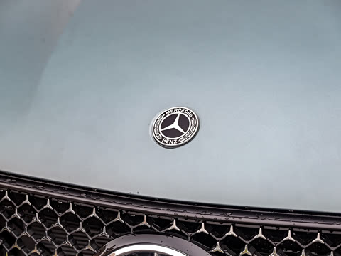 2025�� �Ŀ� GLC 300 4MATIC ����SUV