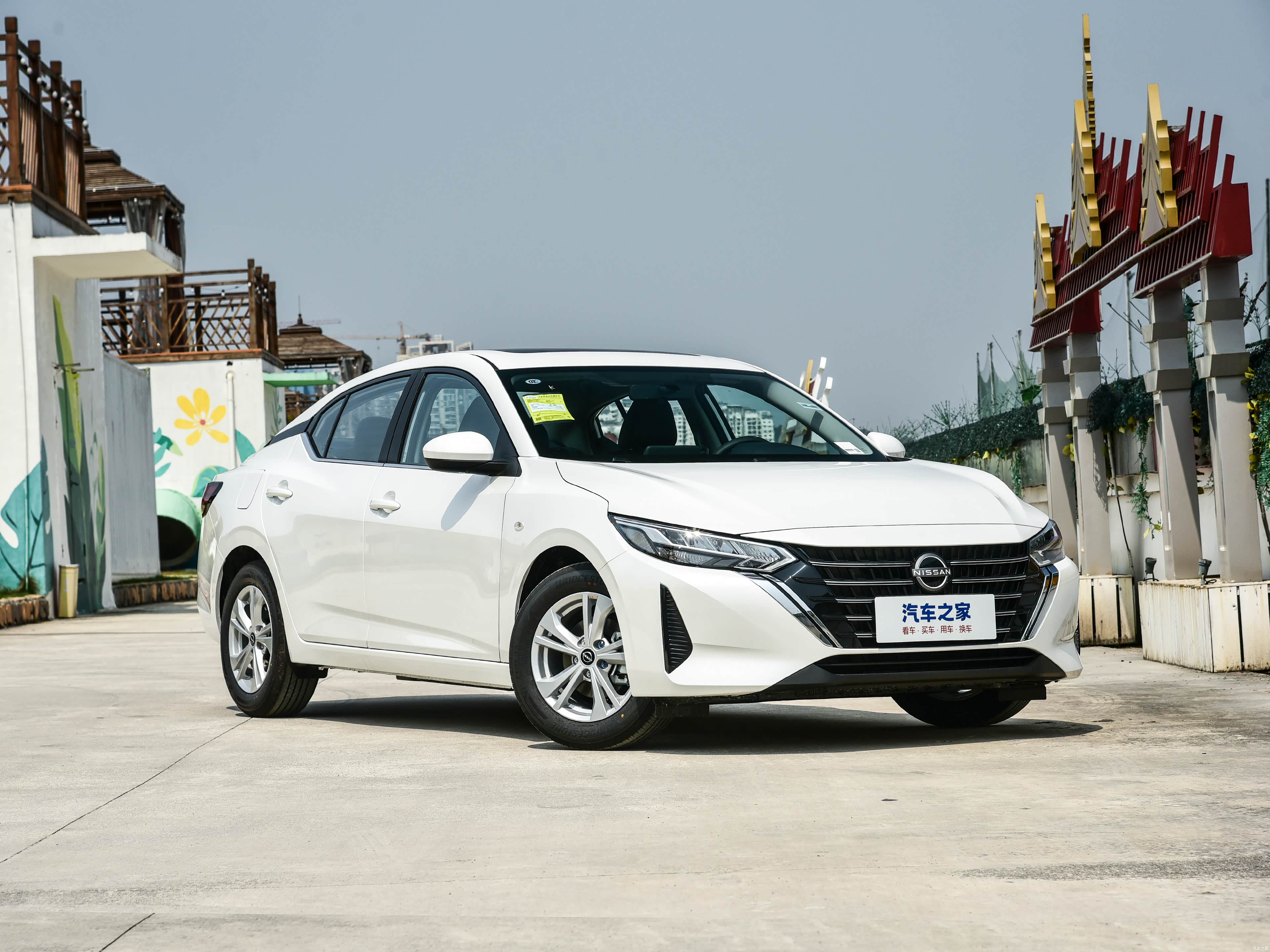 Nissan SYLPHY, миниатюра 3